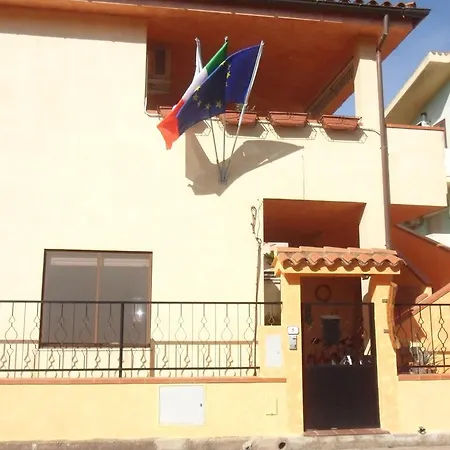 לינה וארוחת בוקר Canne Al Vento 3*